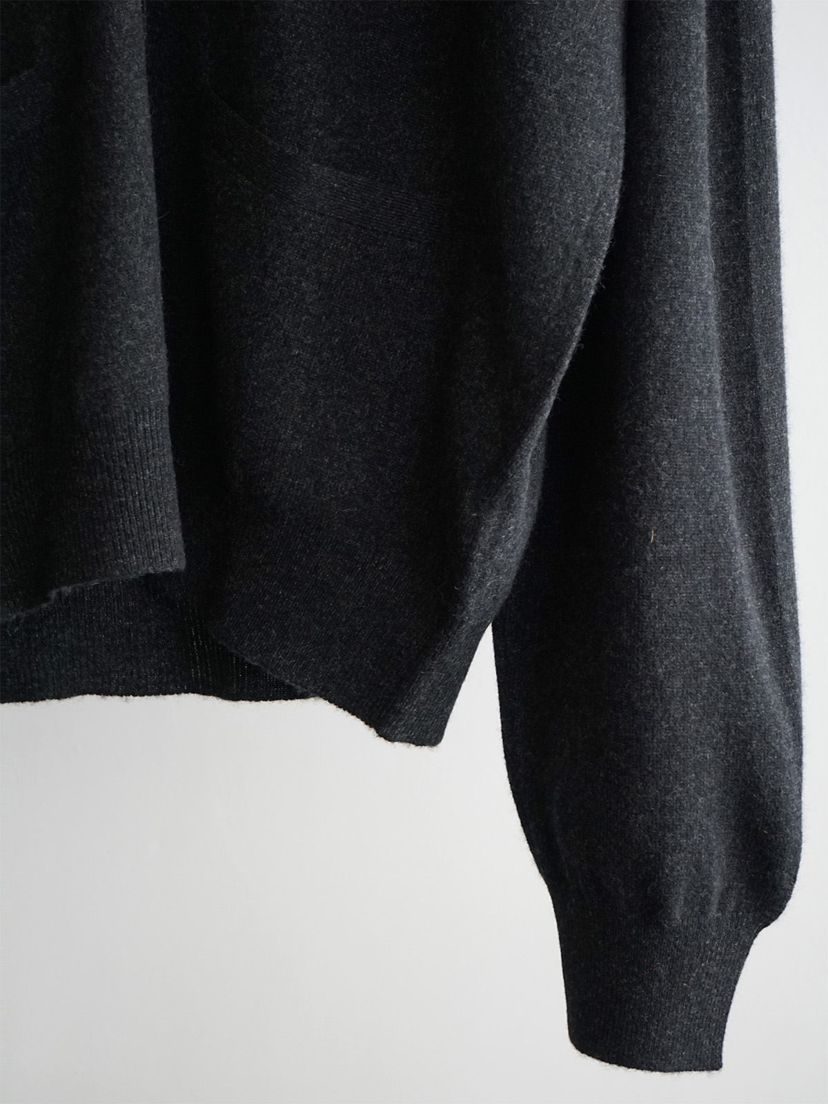 scott charters comoli vneck cardigan c8