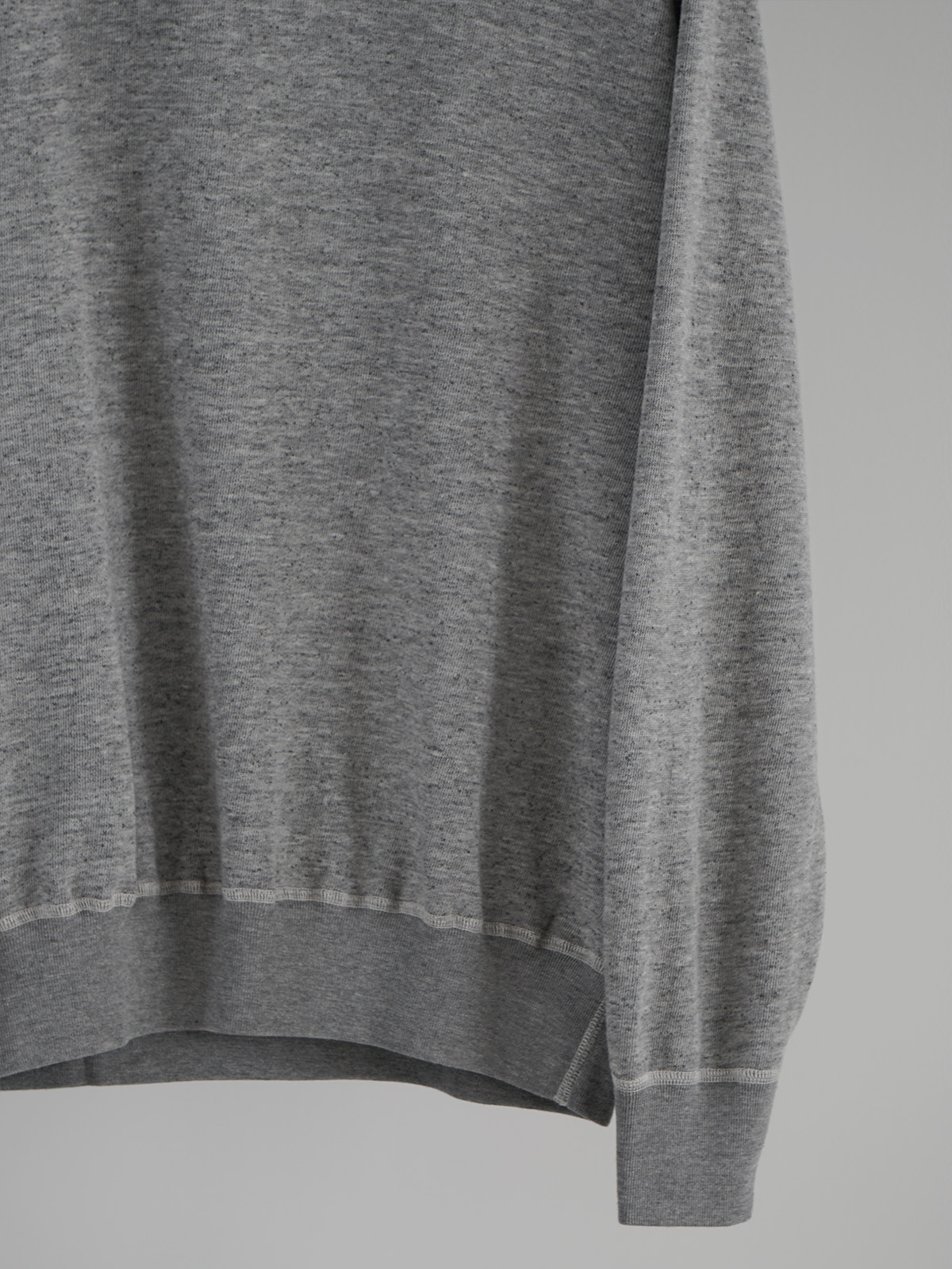 grey fleece sweat crewneck d5
