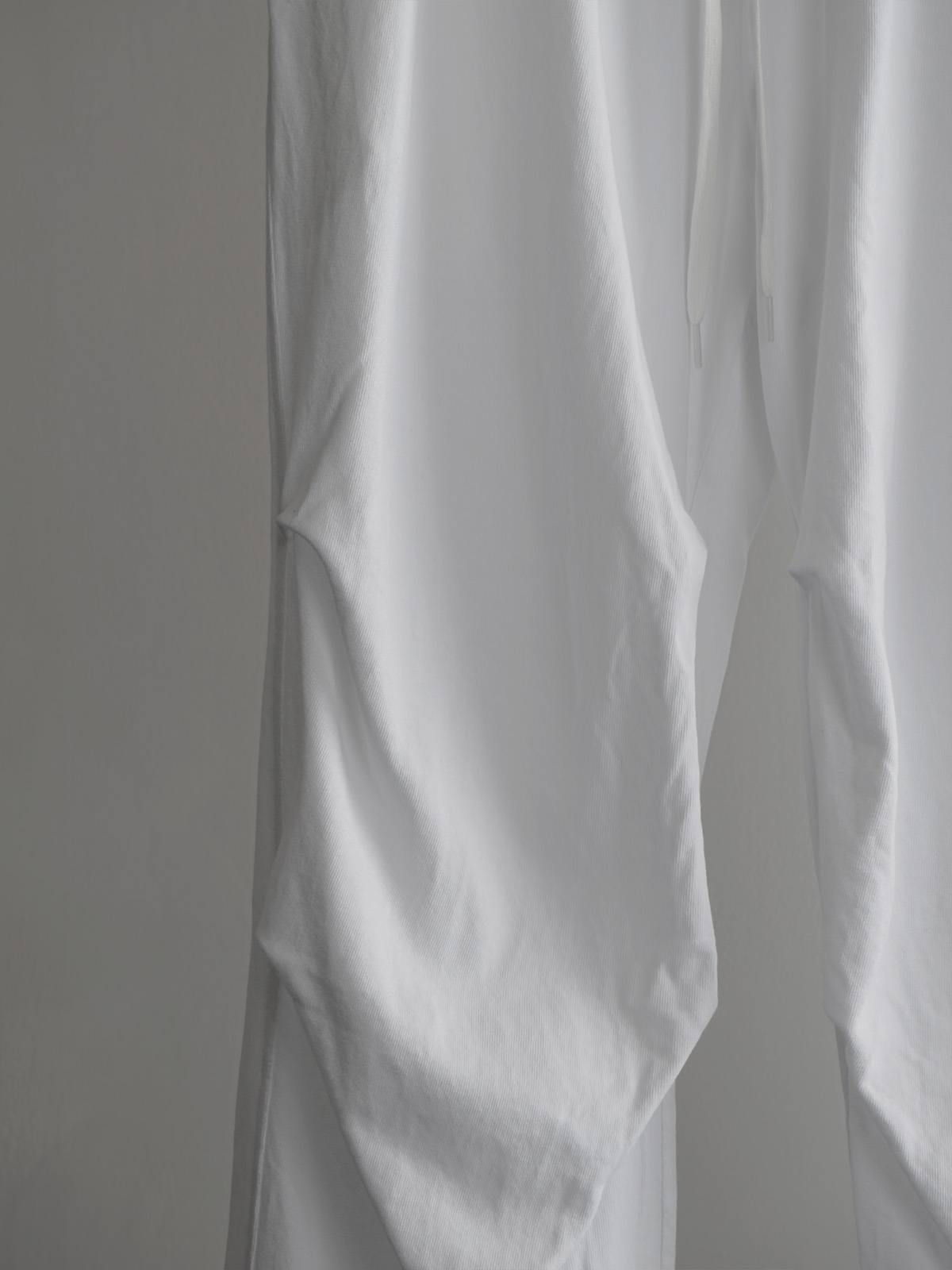 cotton jersey knee tuck pants c6